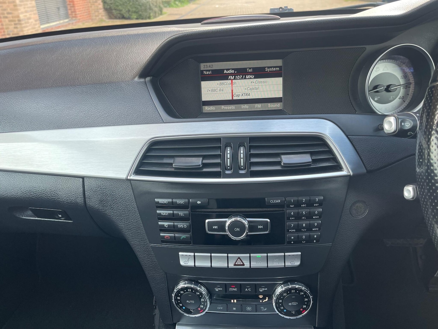 Used Mercedes-Benz C Class 2012 for sale - 78035155: Photo 15