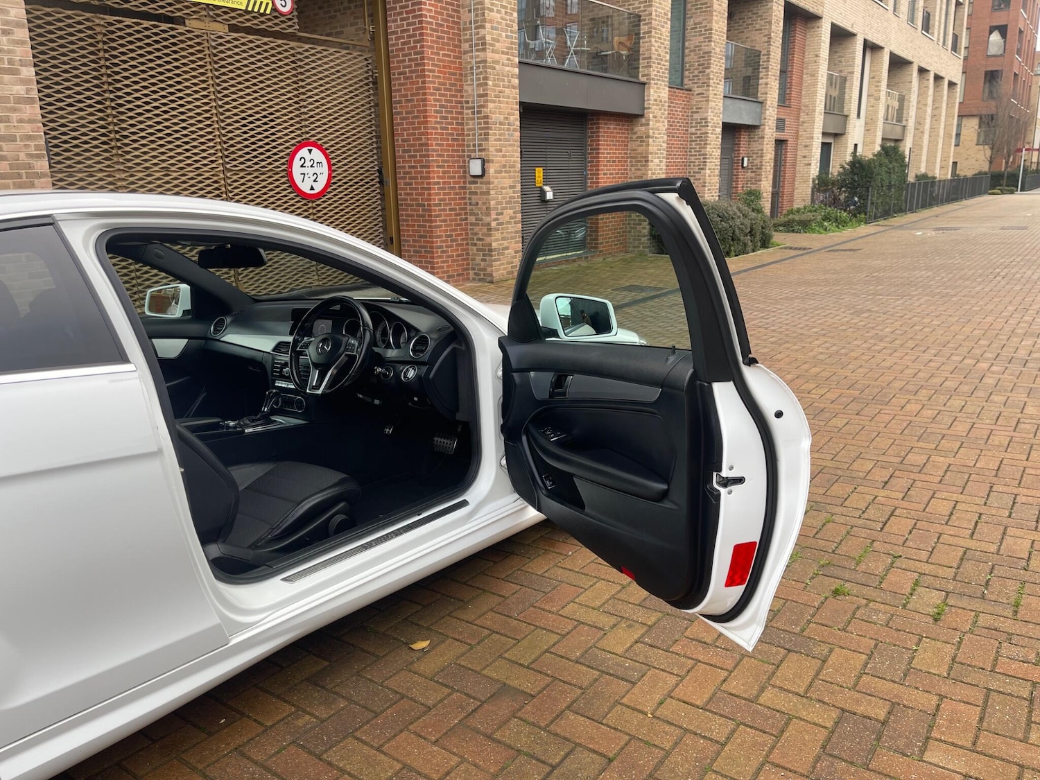 Used Mercedes-Benz C Class 2012 for sale - 78035155: Photo 26