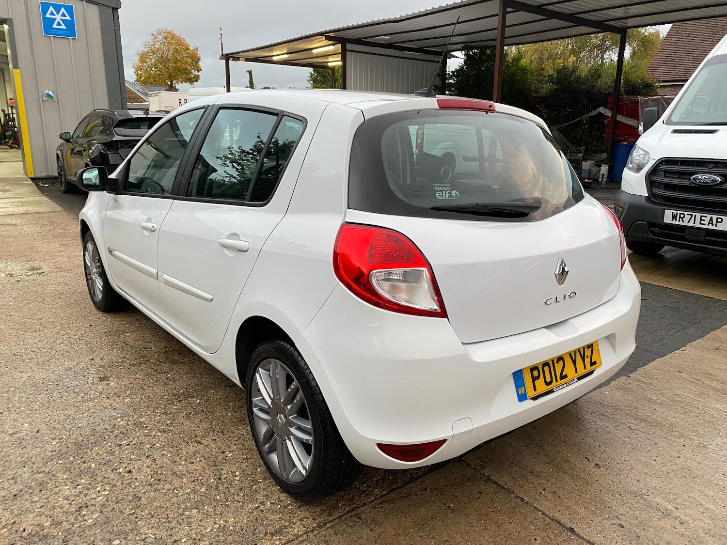 Used Renault Clio 2012 for sale - 76327195: Photo 12