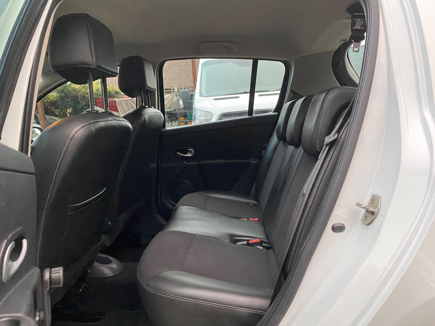 Used Renault Clio 2012 for sale - 76327195: Photo 29