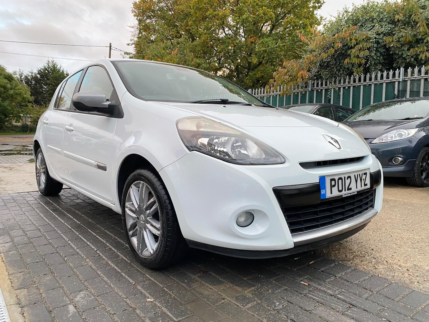 Used Renault Clio 2012 for sale - 76327195: Photo 6