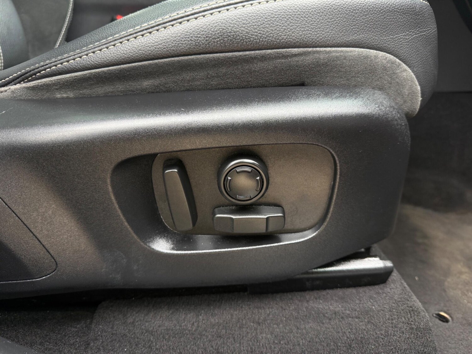 Used Land Rover Range Rover Velar 2020 for sale - 77908514: Photo 20