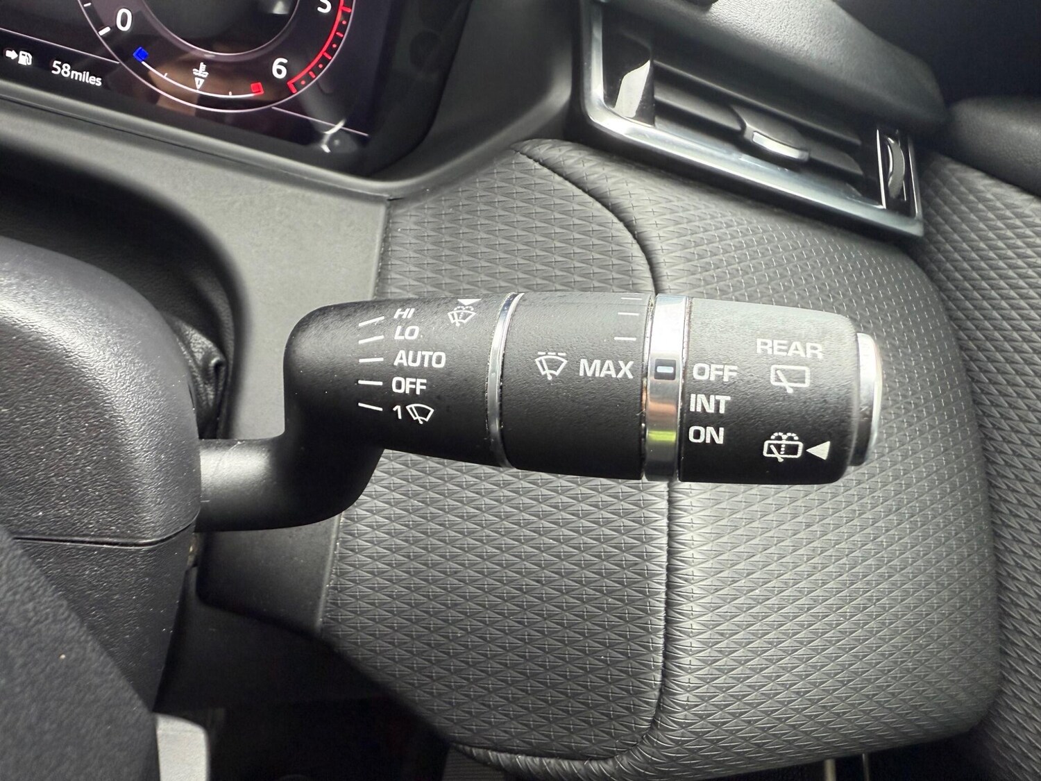 Used Land Rover Range Rover Velar 2020 for sale - 77908514: Photo 66