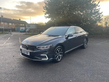 Used Volkswagen Passat 2021 for sale - 77468205: Photo