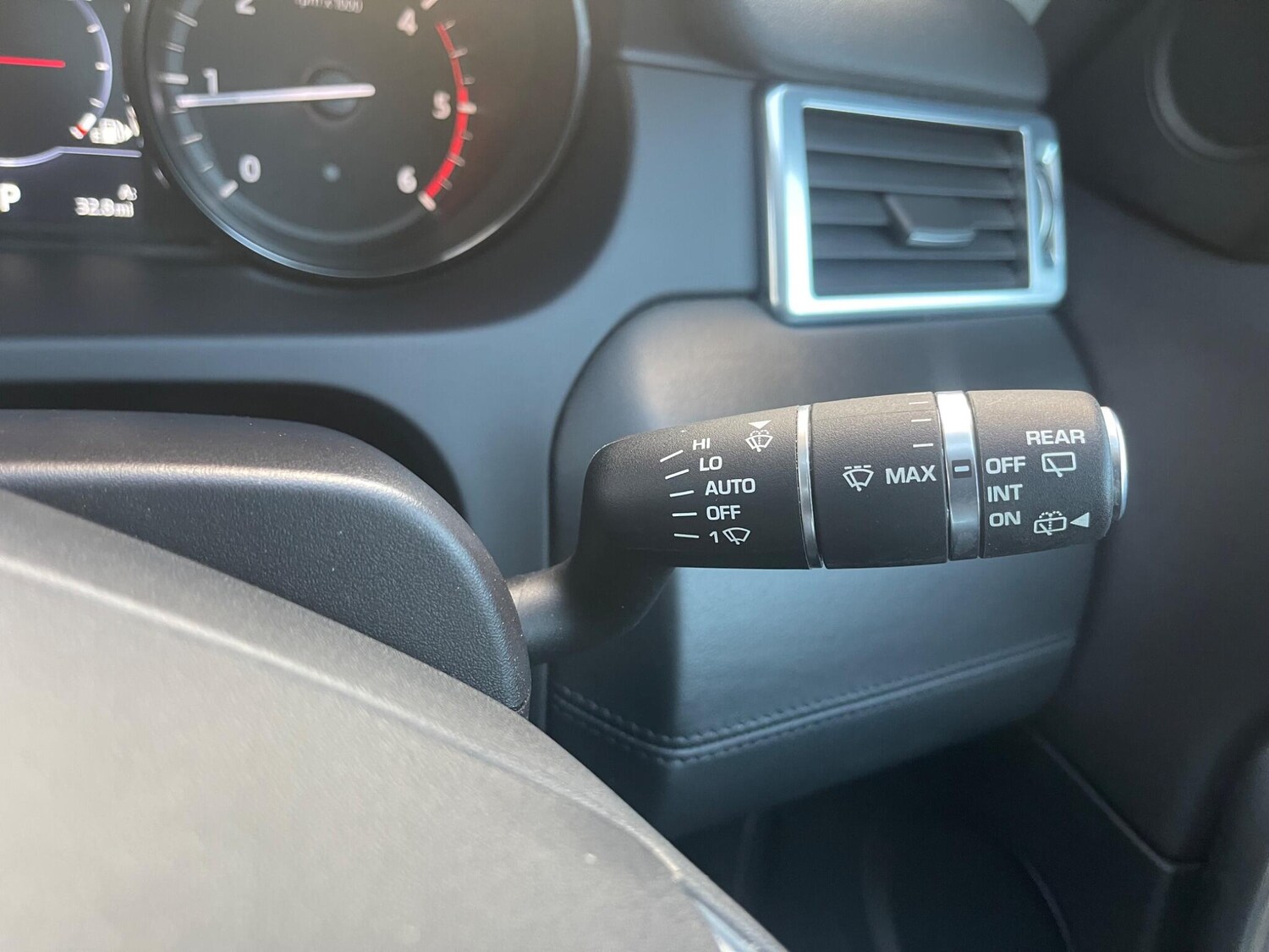 Used Land Rover Discovery Sport for sale - 77468784: Photo 16