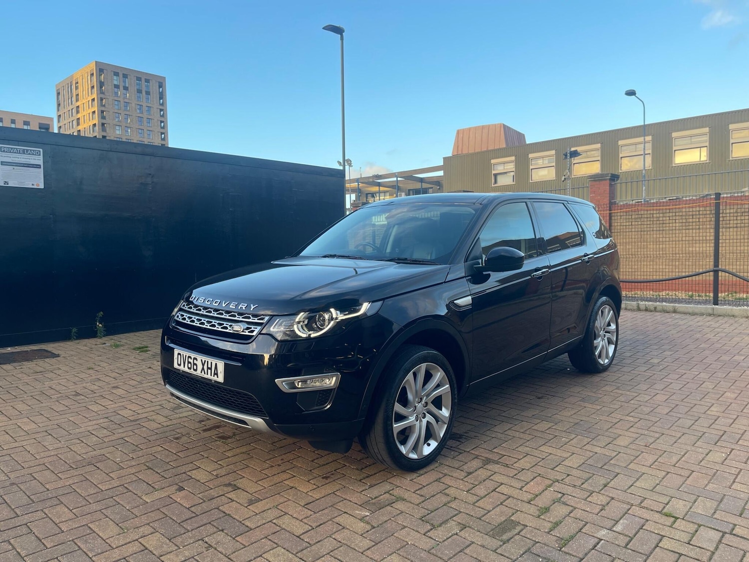Used Land Rover Discovery Sport for sale - 77468784: Photo 3
