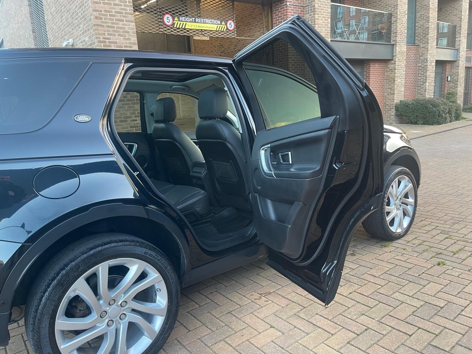 Used Land Rover Discovery Sport for sale - 77468784: Photo 37