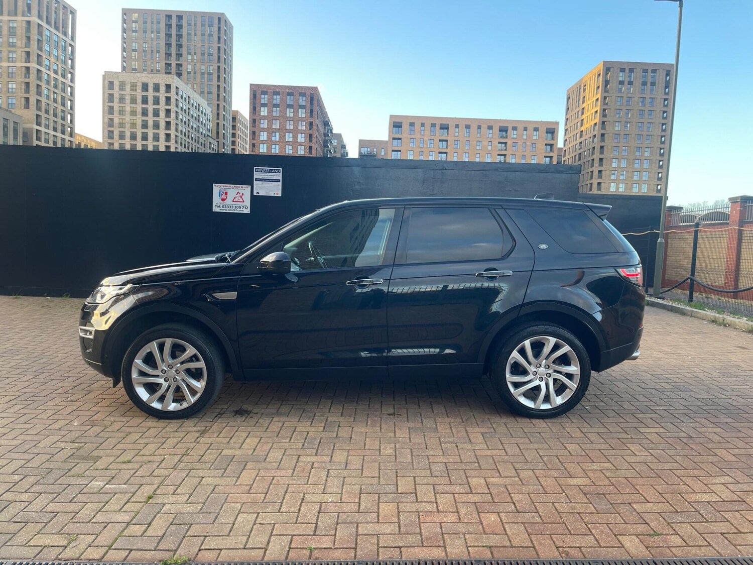 Used Land Rover Discovery Sport for sale - 77468784: Photo 4