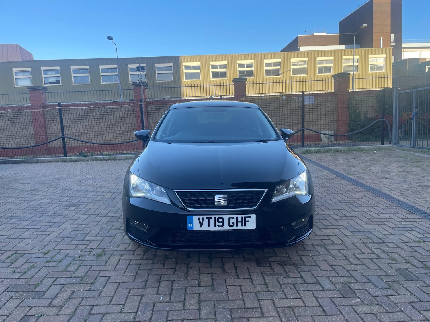 Used SEAT Leon 2019 for sale - 77469021: Photo 2