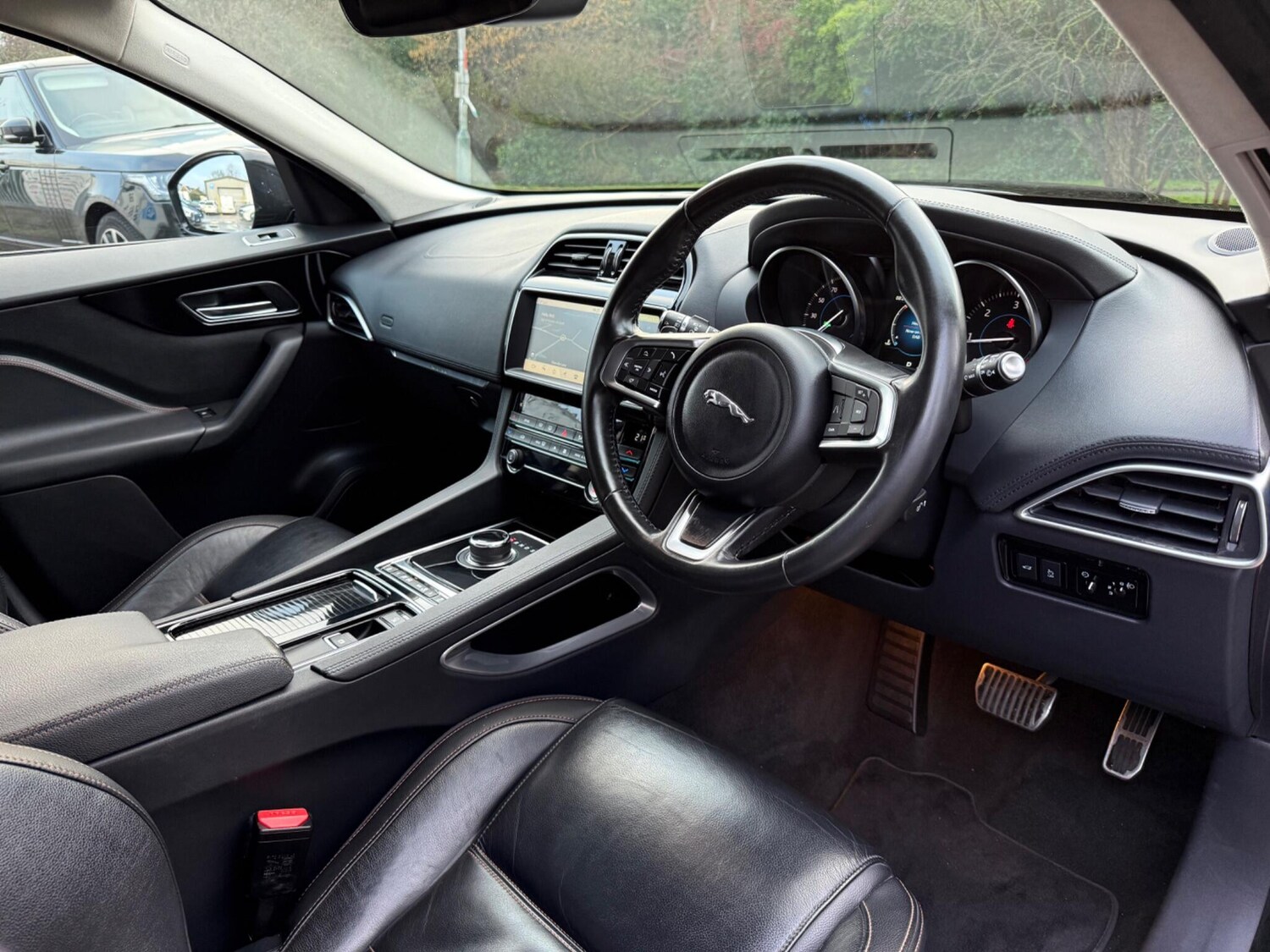 Used Jaguar F-Pace 2018 for sale - 77469026: Photo 15