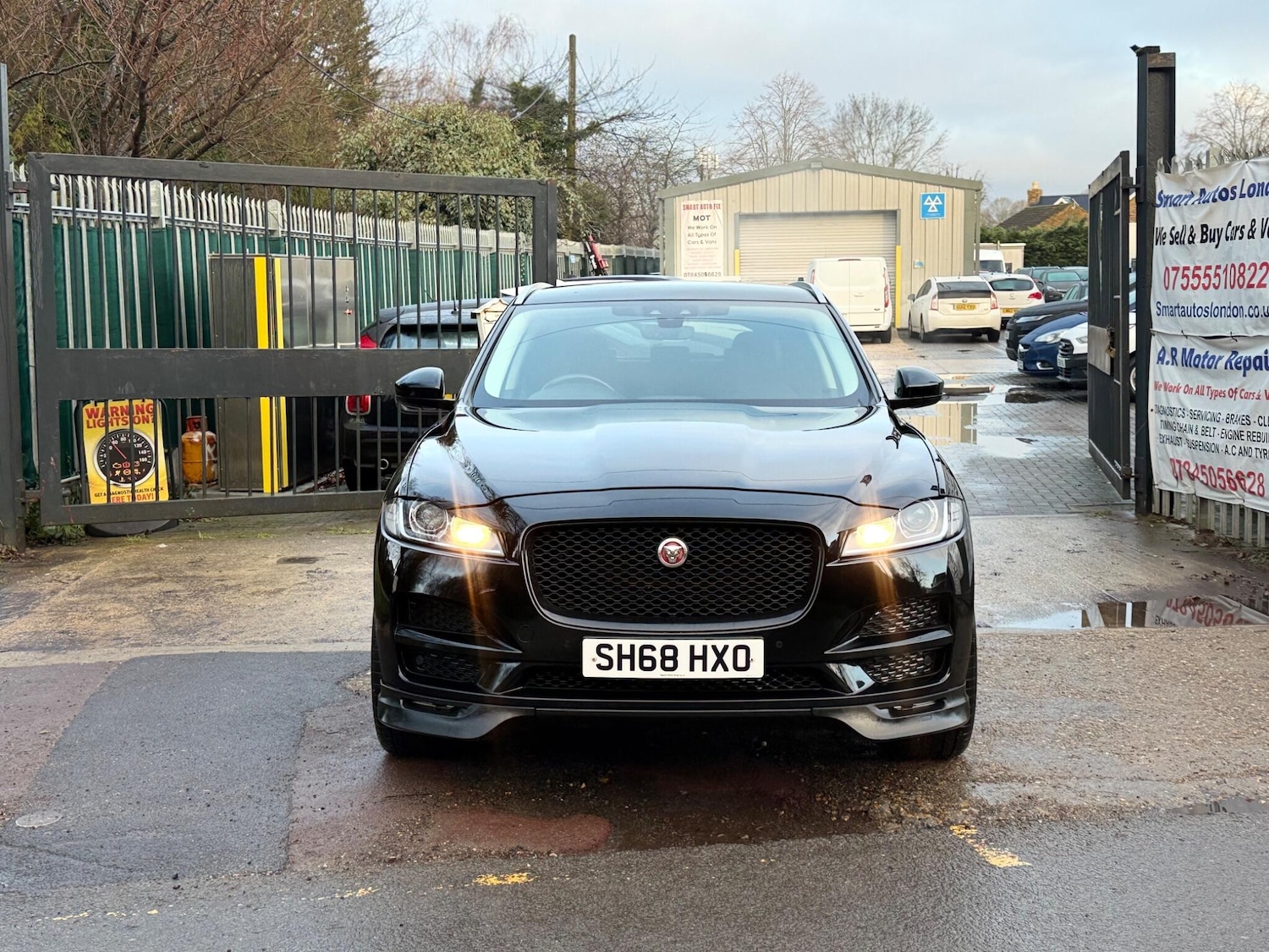 Used Jaguar F-Pace 2018 for sale - 77469026: Photo 3