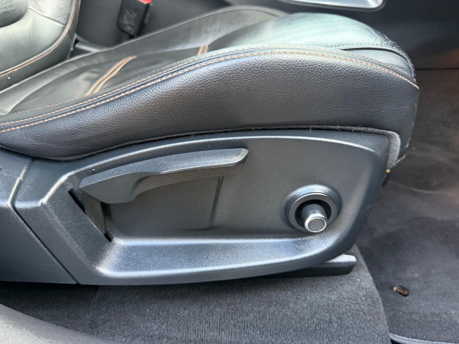 Used Jaguar F-Pace 2018 for sale - 77469026: Photo 39