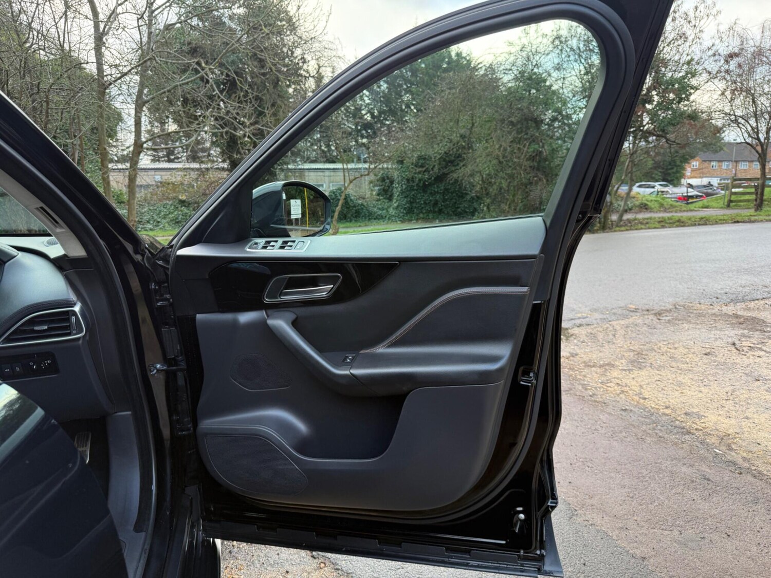 Used Jaguar F-Pace 2018 for sale - 77469026: Photo 44