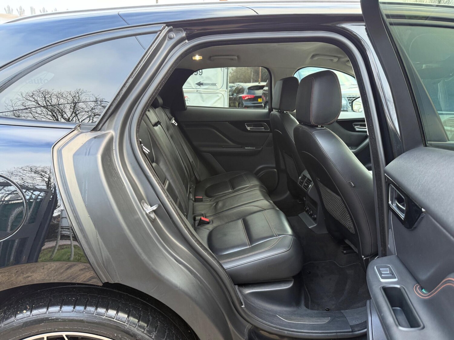 Used Jaguar F-Pace 2018 for sale - 77469026: Photo 46