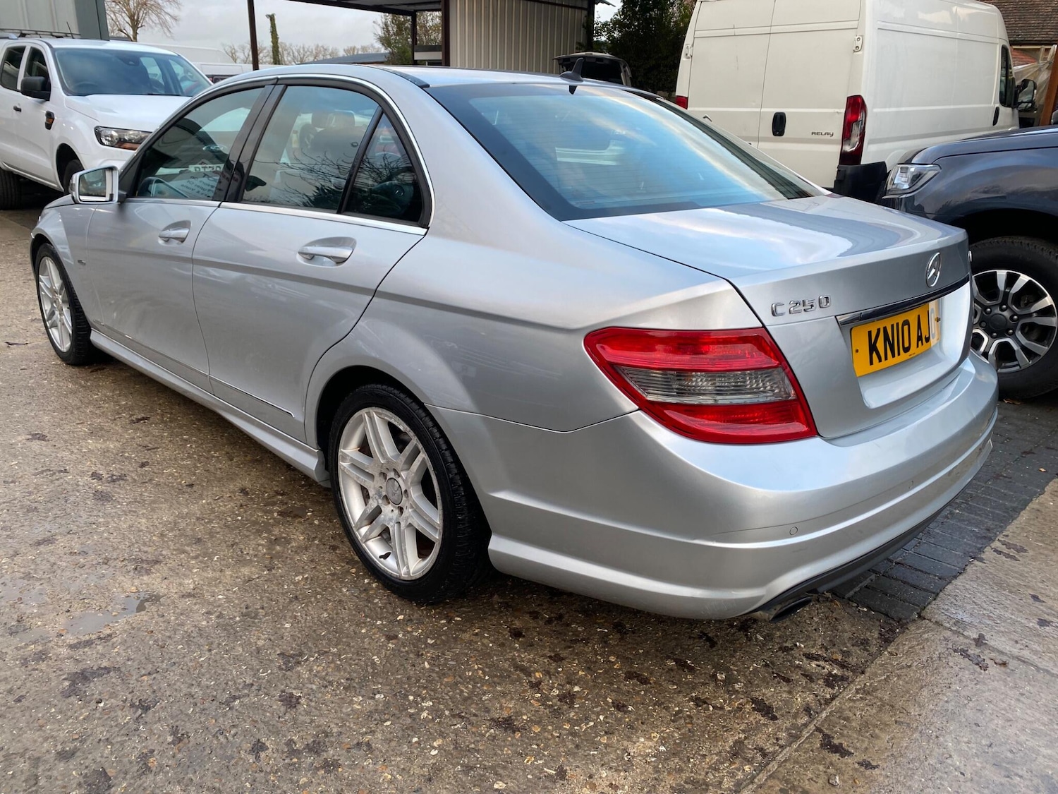 Used Mercedes-Benz C Class for sale - 77267706: Photo 4