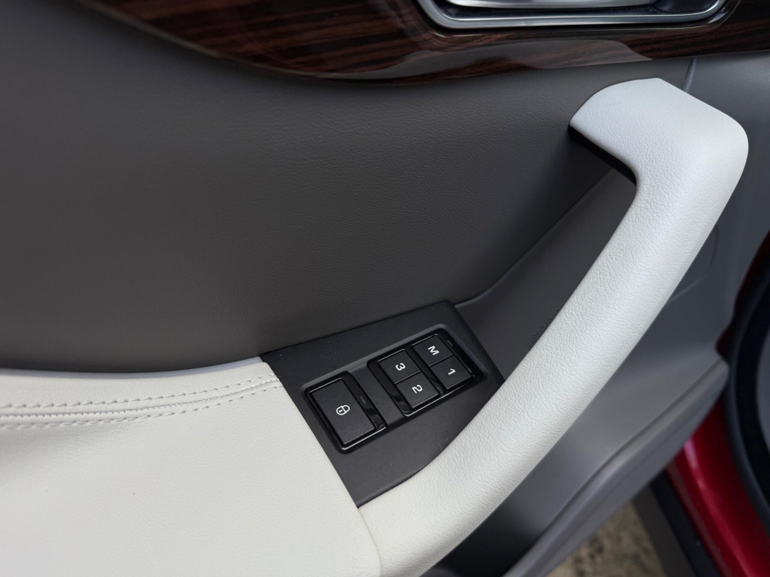 Used Jaguar F-Pace for sale - 77709980: Photo 46