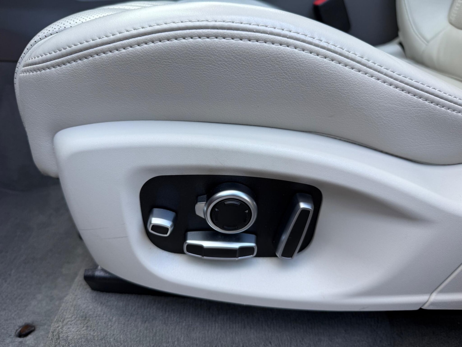 Used Jaguar F-Pace for sale - 77709980: Photo 54