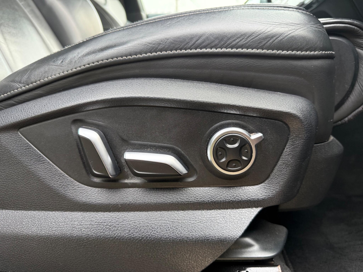 Used Audi Q7 2016 for sale - 77993253: Photo 15