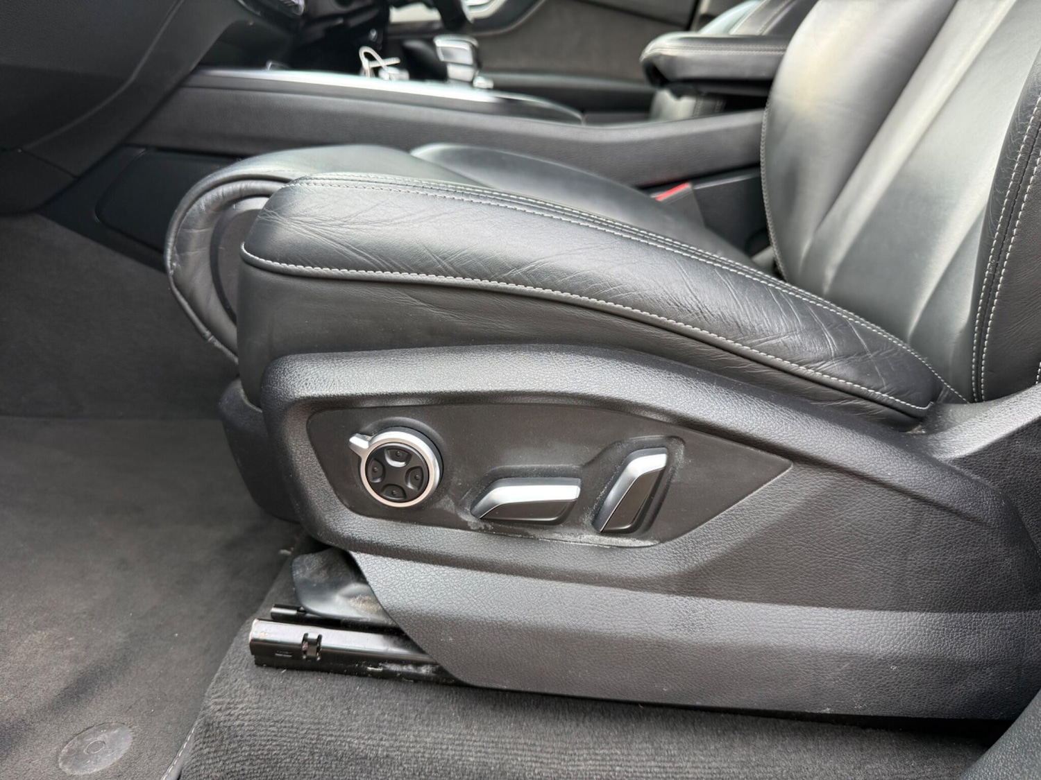 Used Audi Q7 2016 for sale - 77993253: Photo 30