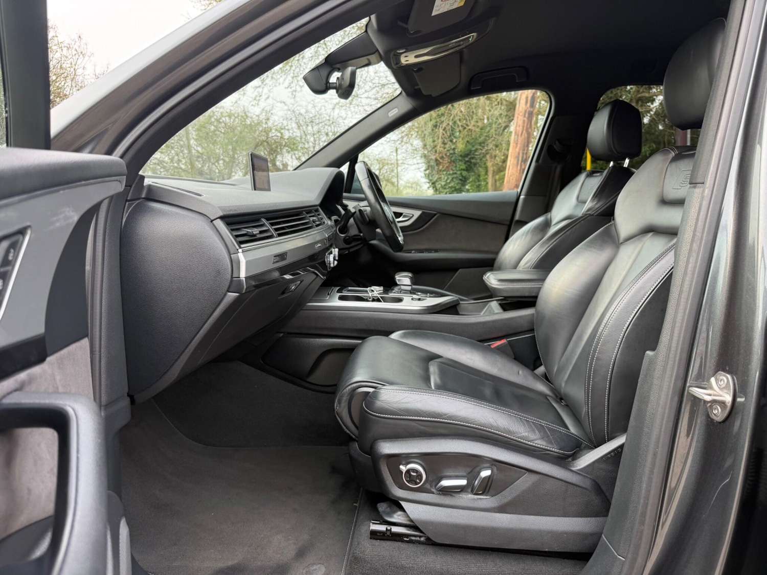 Used Audi Q7 2016 for sale - 77993253: Photo 31