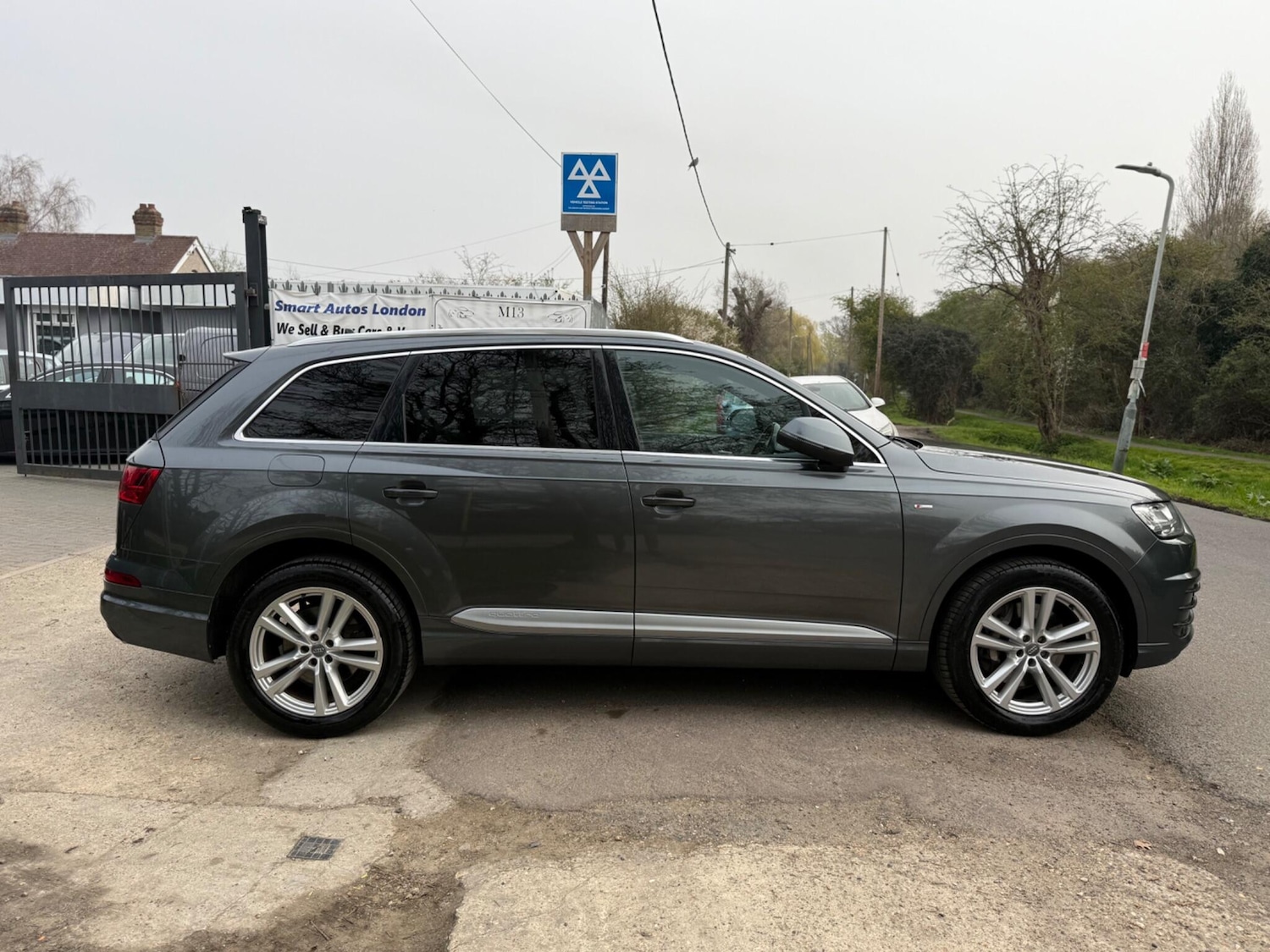 Used Audi Q7 2016 for sale - 77993253: Photo 88