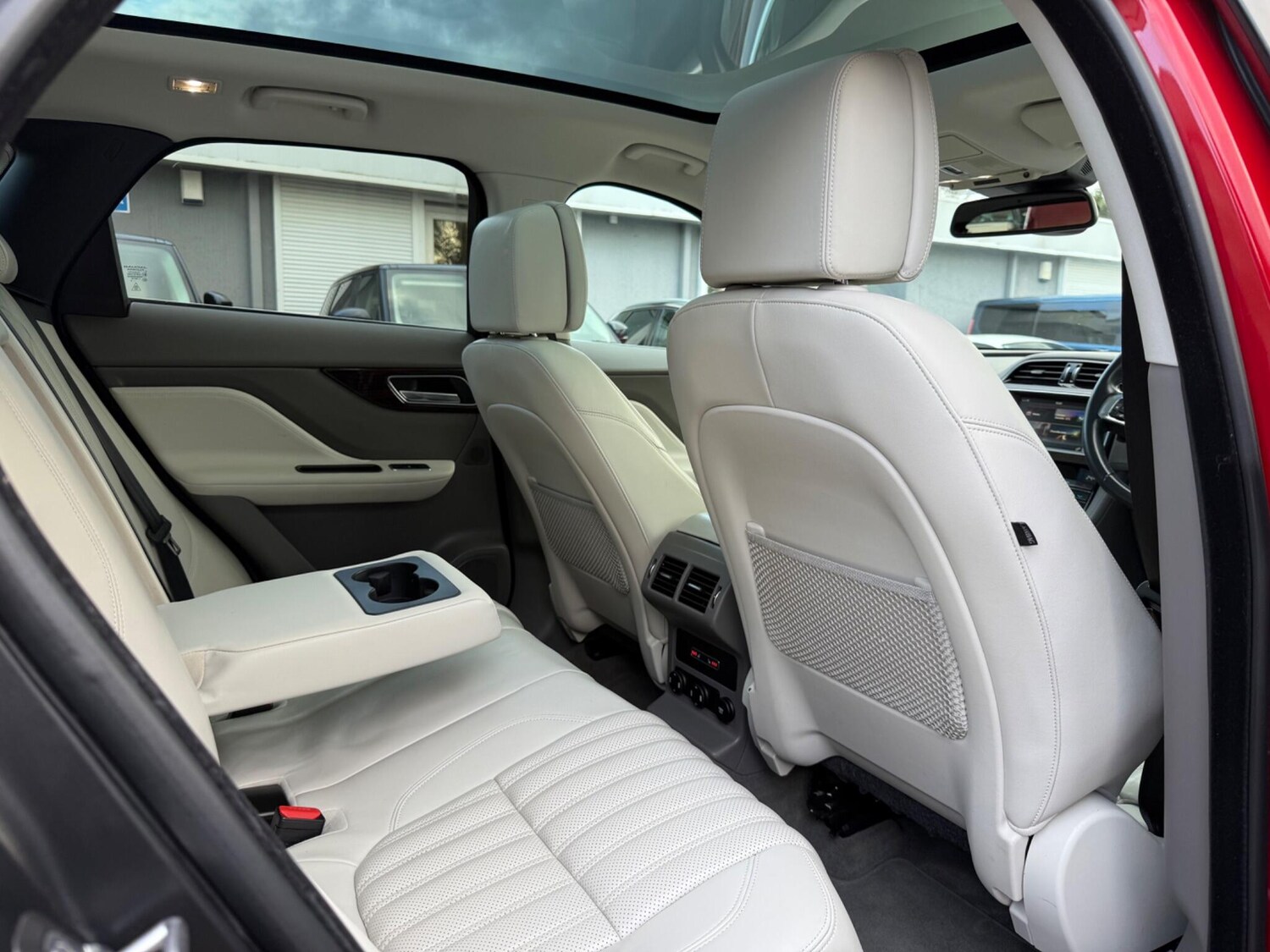 Used Jaguar F-Pace 2018 for sale - 77523927: Photo 66