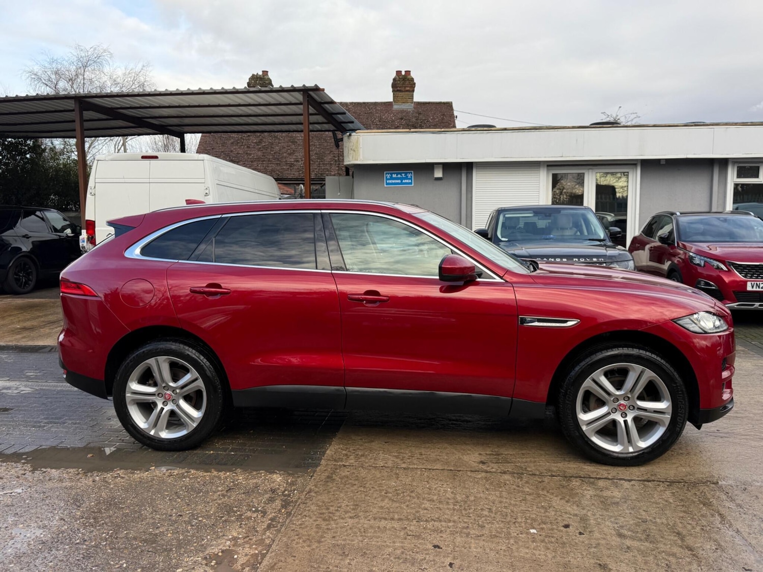 Used Jaguar F-Pace 2018 for sale - 77523927: Photo 8