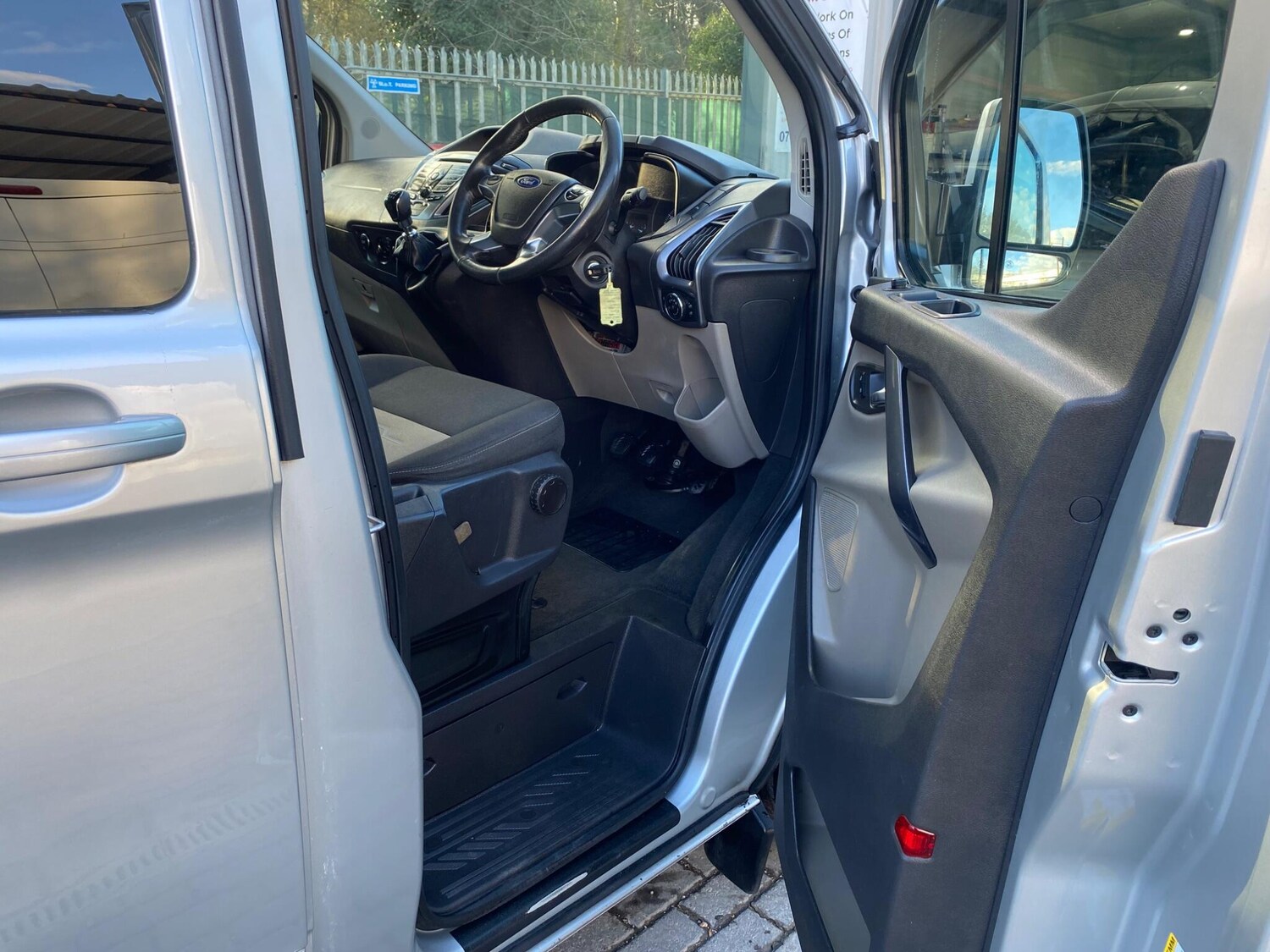 Used Ford Transit Custom 2016 for sale - 77737927: Photo 19