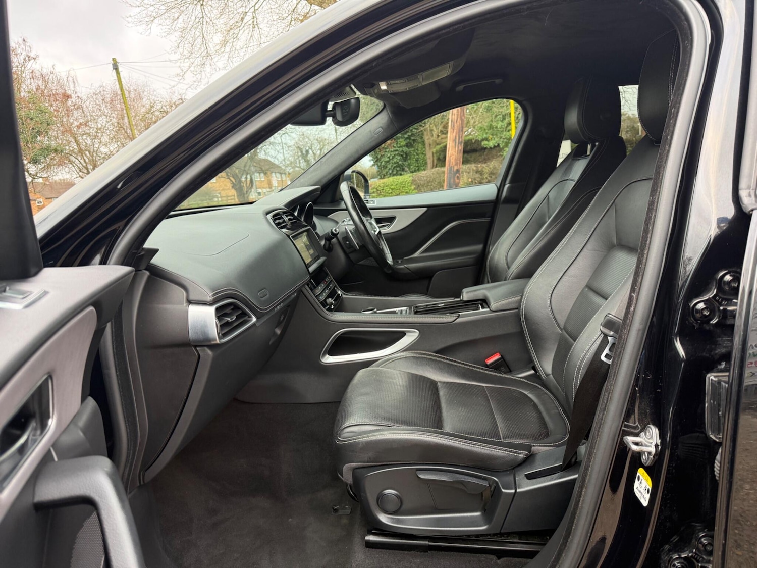 Used Jaguar F-Pace 2019 for sale - 77683034: Photo 27