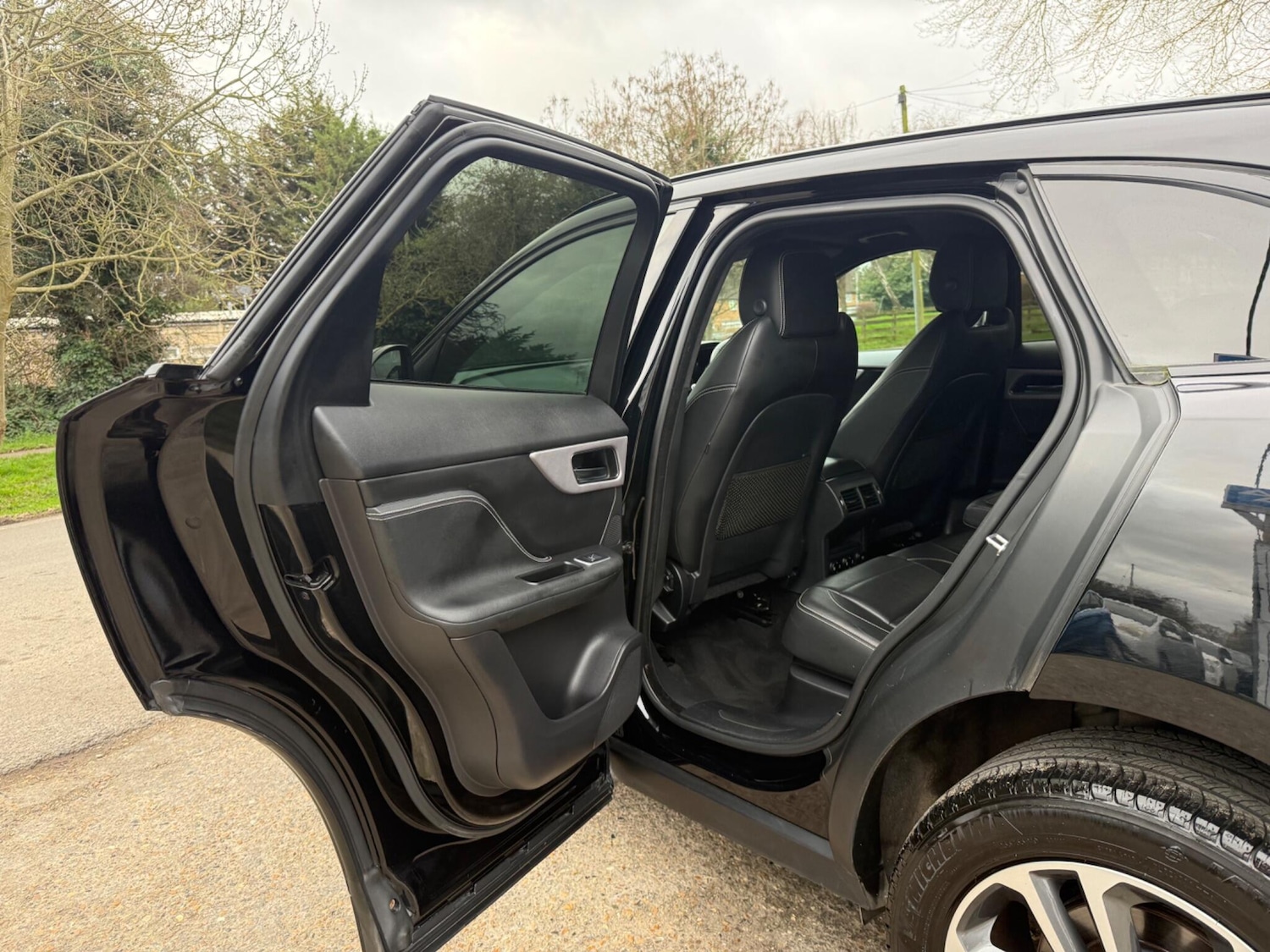 Used Jaguar F-Pace 2019 for sale - 77683034: Photo 39