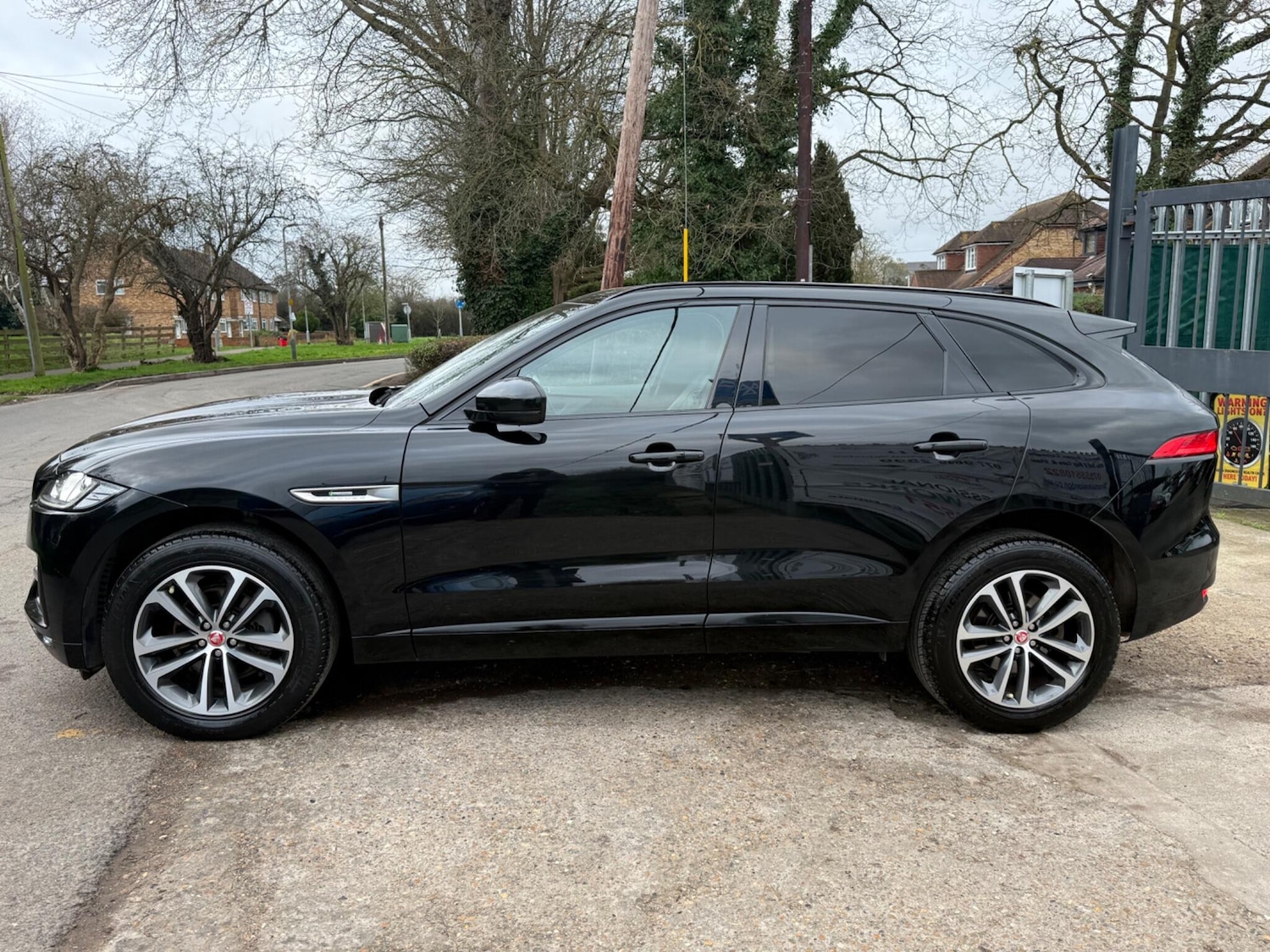 Used Jaguar F-Pace 2019 for sale - 77683034: Photo 5