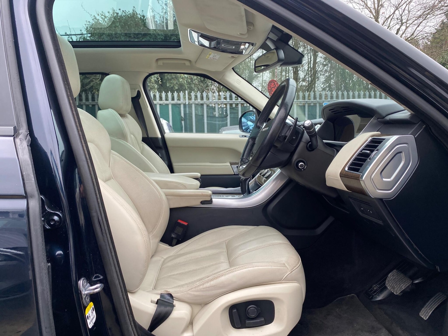 Used Land Rover Range Rover Sport for sale - 77268079: Photo 29