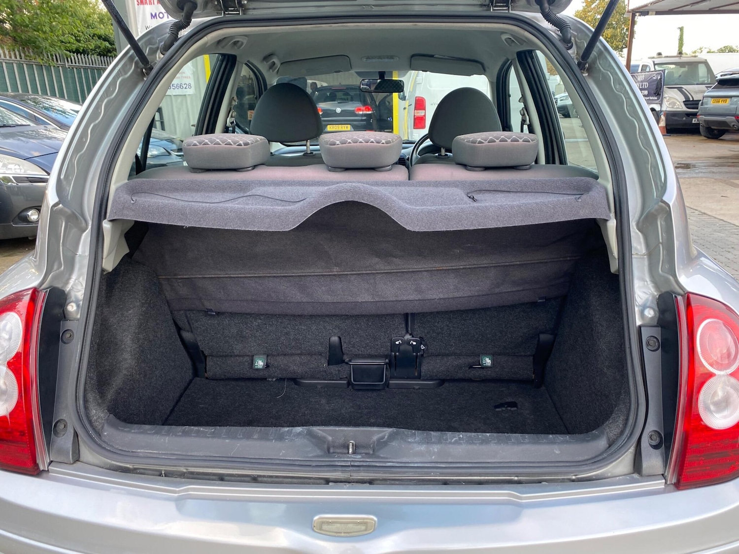 Vehicle 29