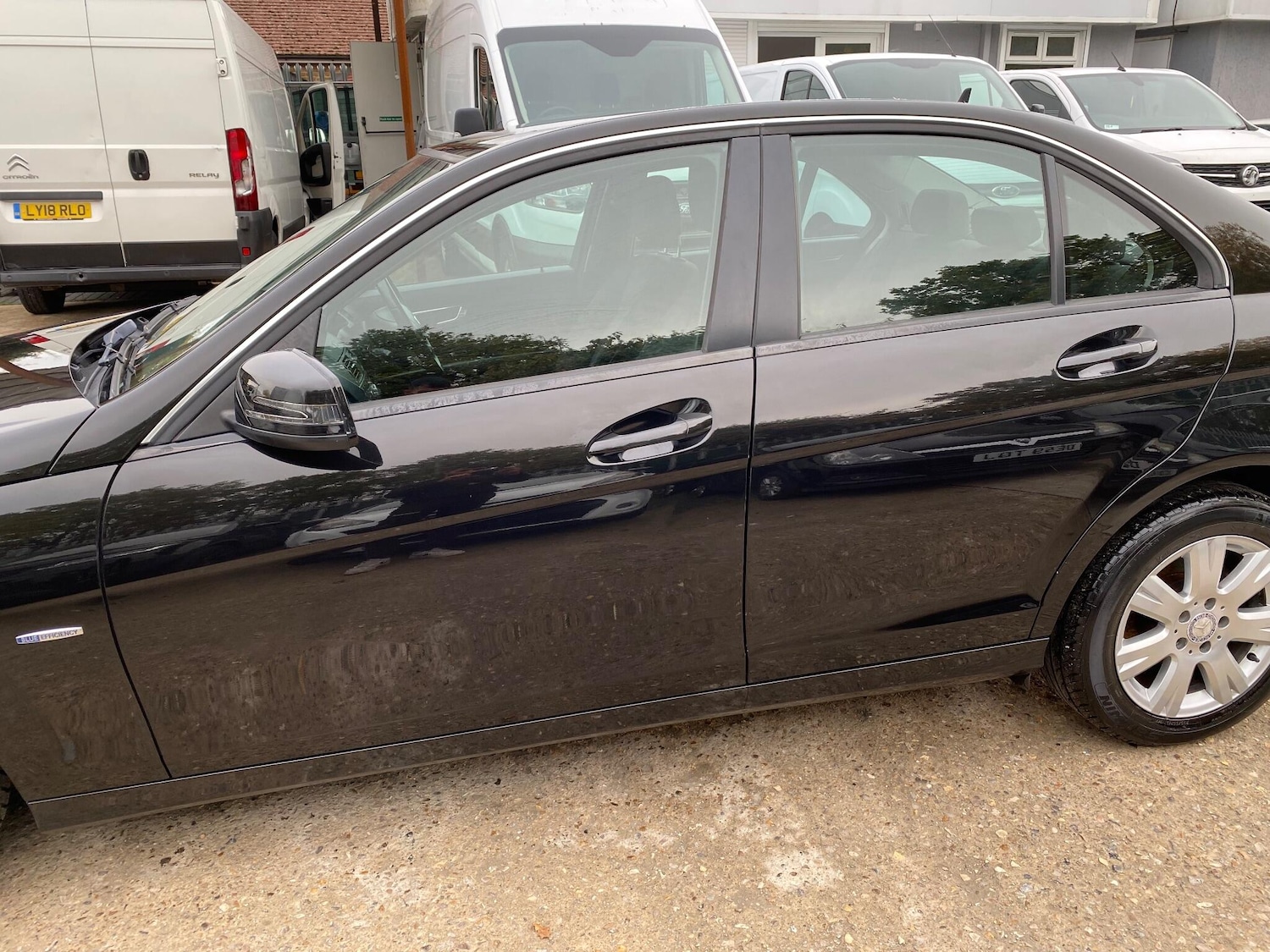 Used Mercedes-Benz C Class 2011 for sale - 76440347: Photo 10