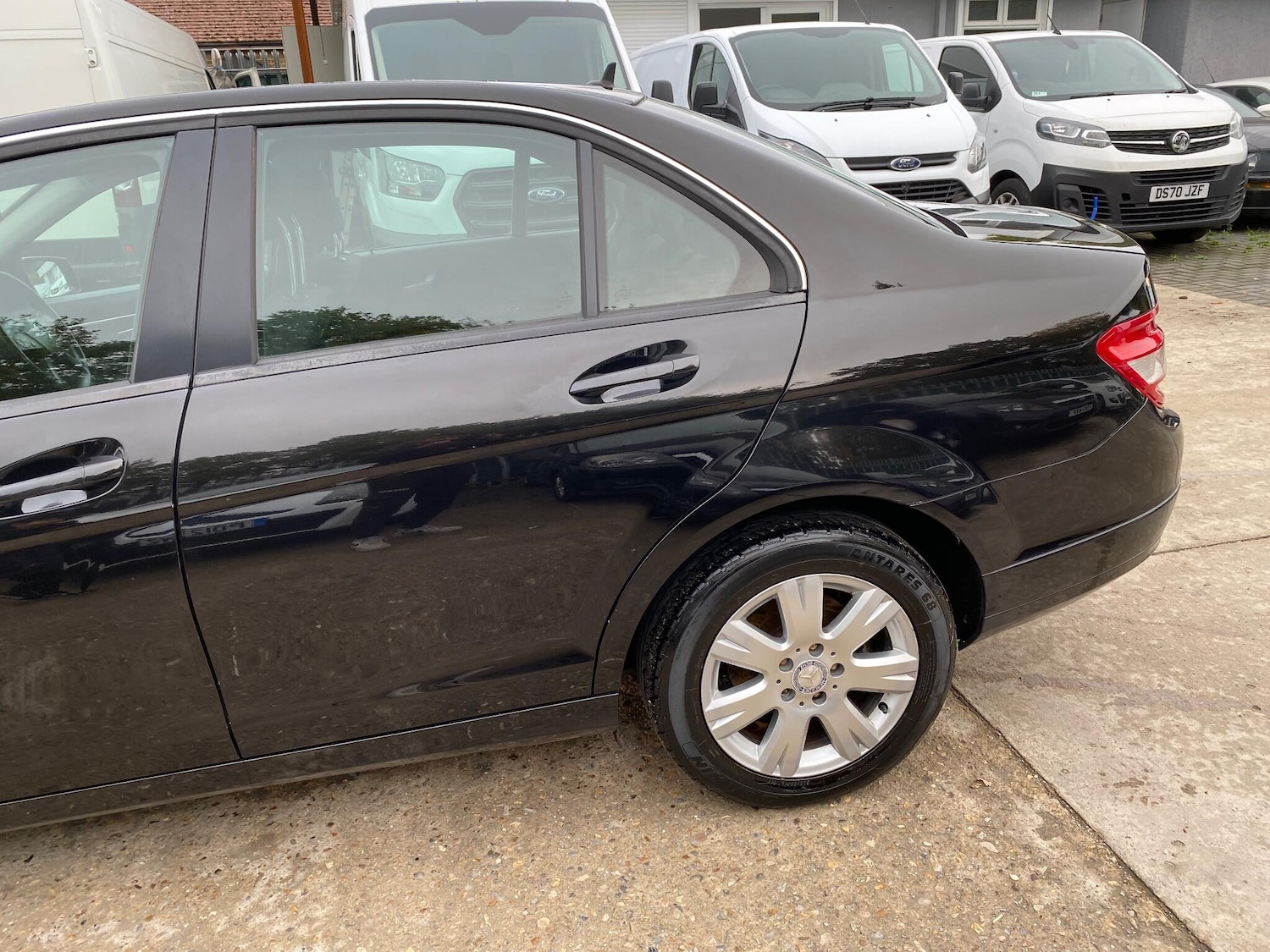 Used Mercedes-Benz C Class 2011 for sale - 76440347: Photo 11