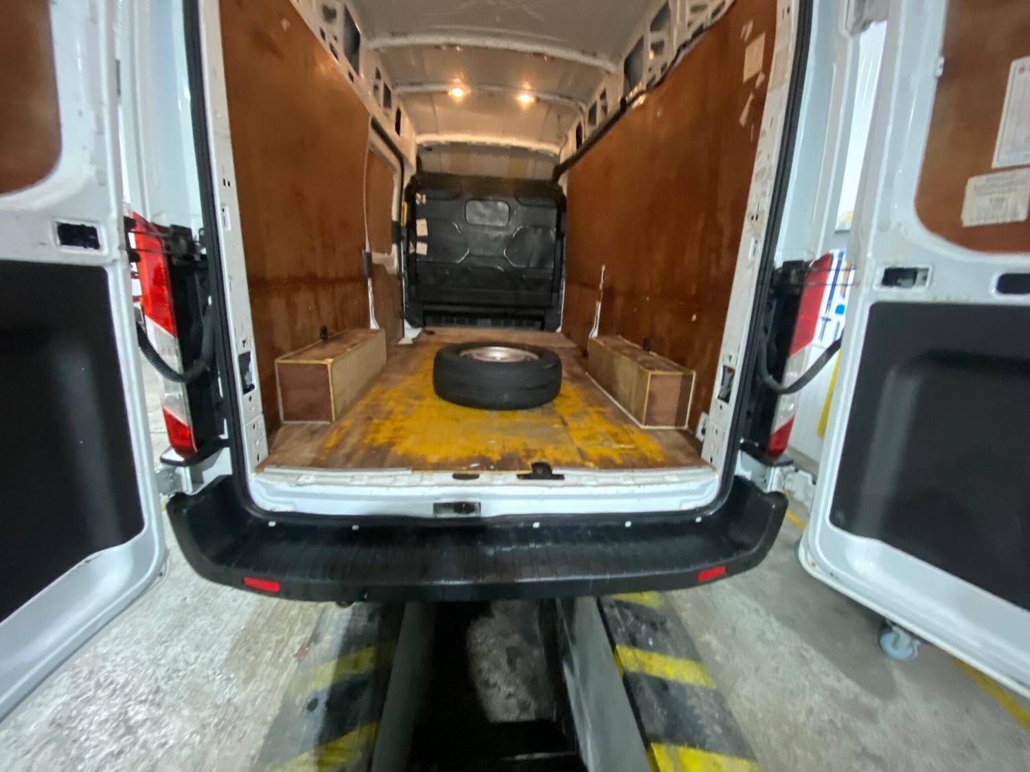 Used Ford Transit 2020 for sale - 76585087: Photo 28