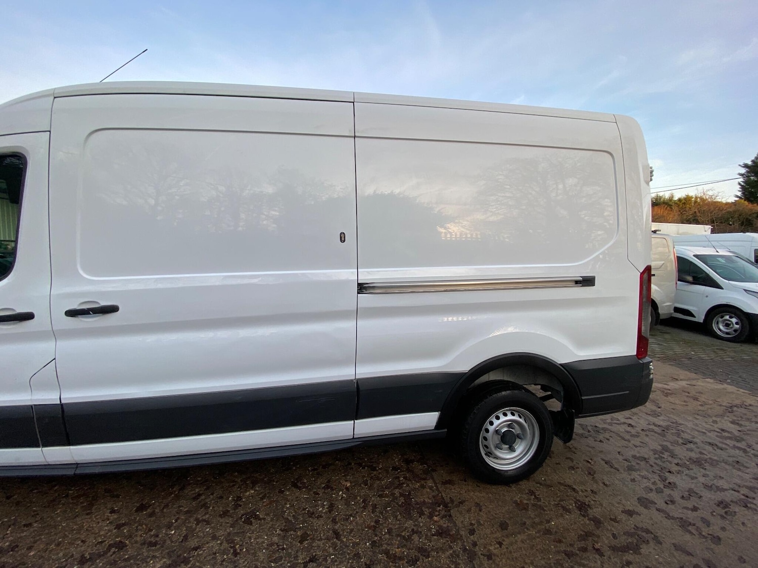 Used Ford Transit 2017 for sale - 76936705: Photo 4
