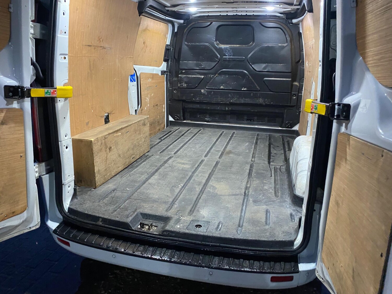 Used Ford Transit Custom 2021 for sale - 77468445: Photo 32