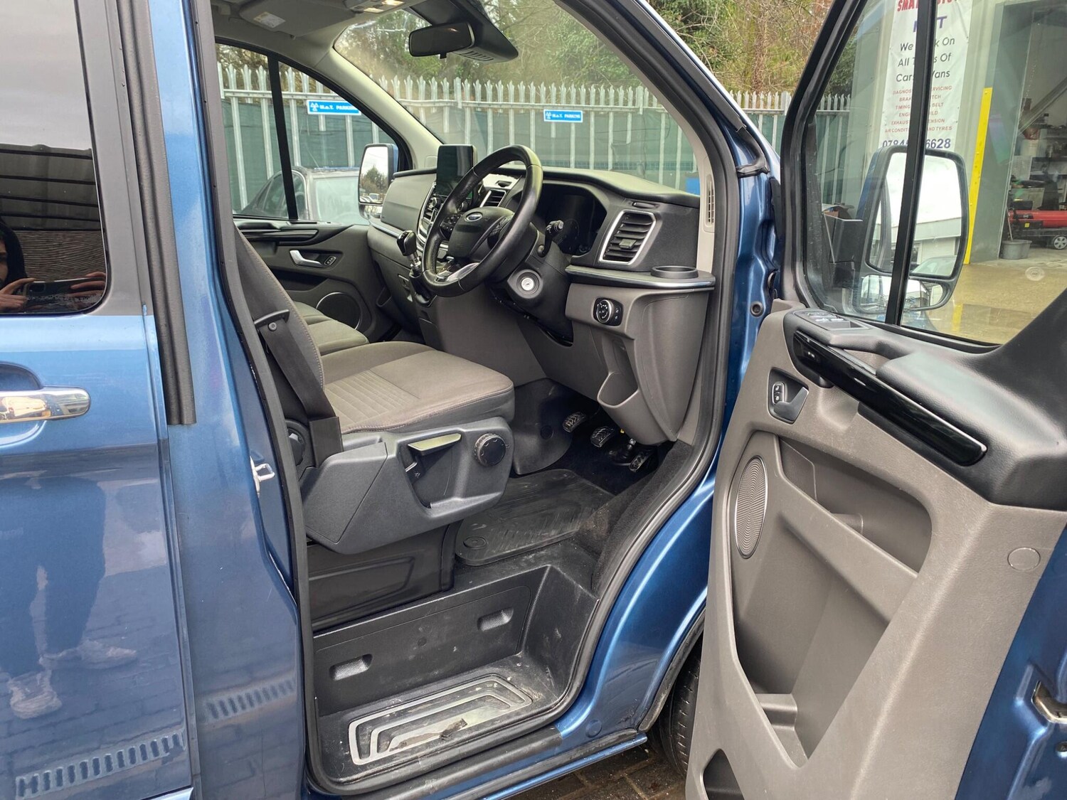 Used Ford Tourneo Custom 2019 for sale - 76823997: Photo 15