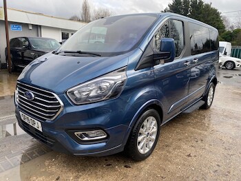 Used Ford Tourneo Custom 2019 for sale - 76823997: Photo