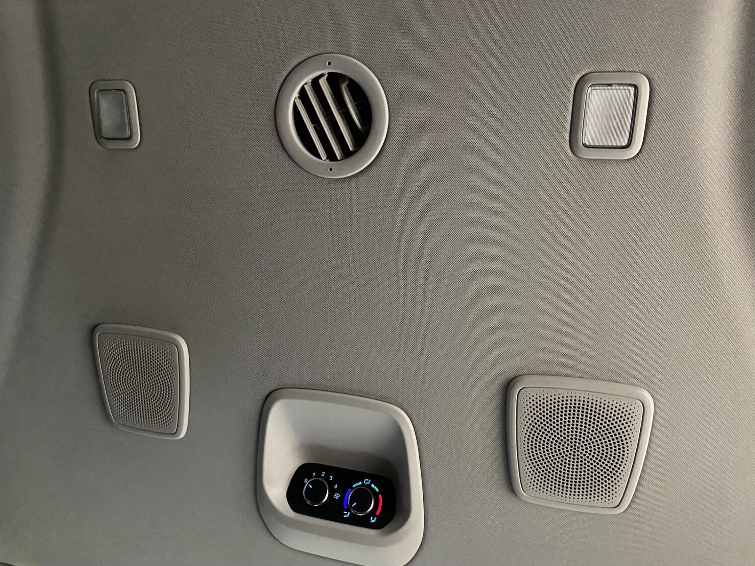 Used Ford Tourneo Custom 2019 for sale - 76823997: Photo 90