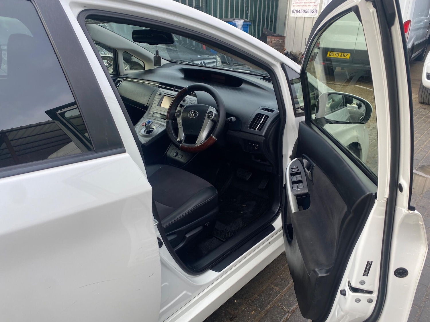 Used Toyota Prius 2012 for sale - 77396480: Photo 18