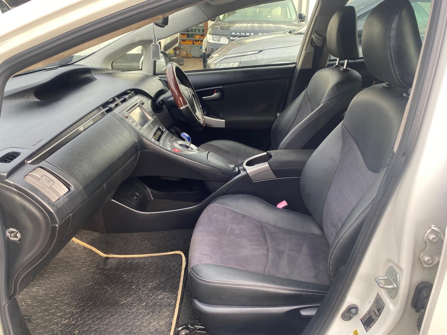 Used Toyota Prius 2012 for sale - 77396480: Photo 36