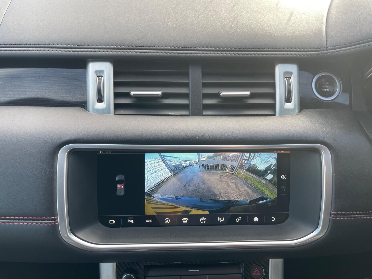 Used Land Rover Range Rover Evoque 2016 for sale - 77469356: Photo 30