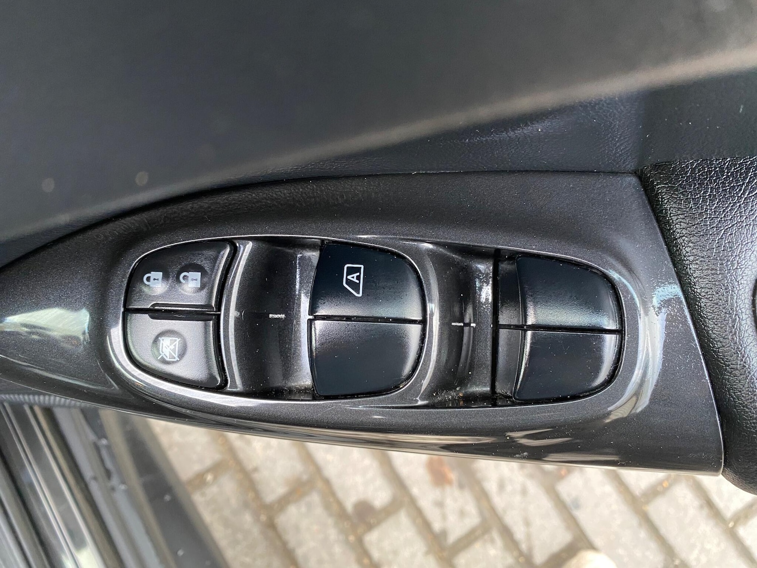 Used Nissan Juke 2015 for sale - 76753204: Photo 24