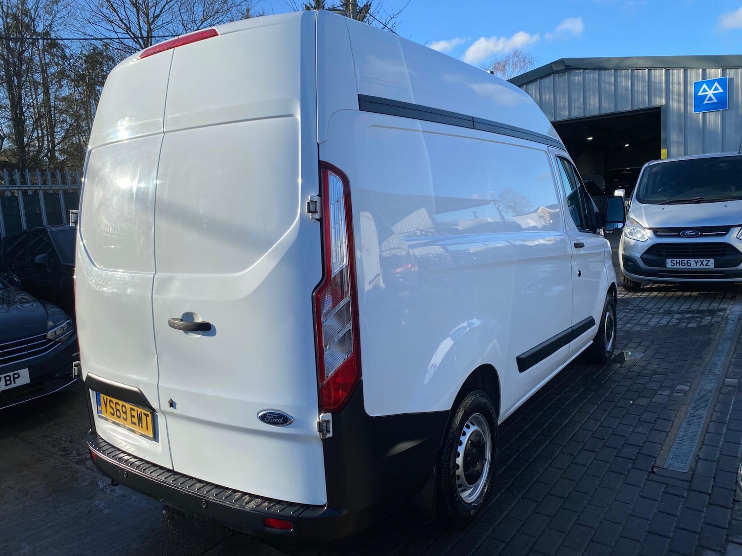 Used Ford Transit Custom 2020 for sale - 77440620: Photo 30