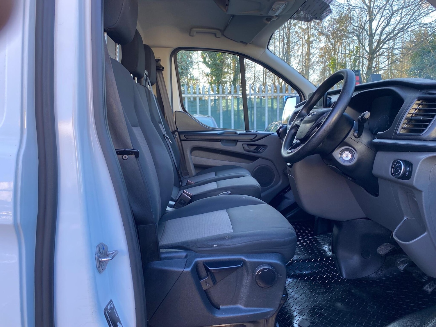 Used Ford Transit Custom 2020 for sale - 77440620: Photo 32