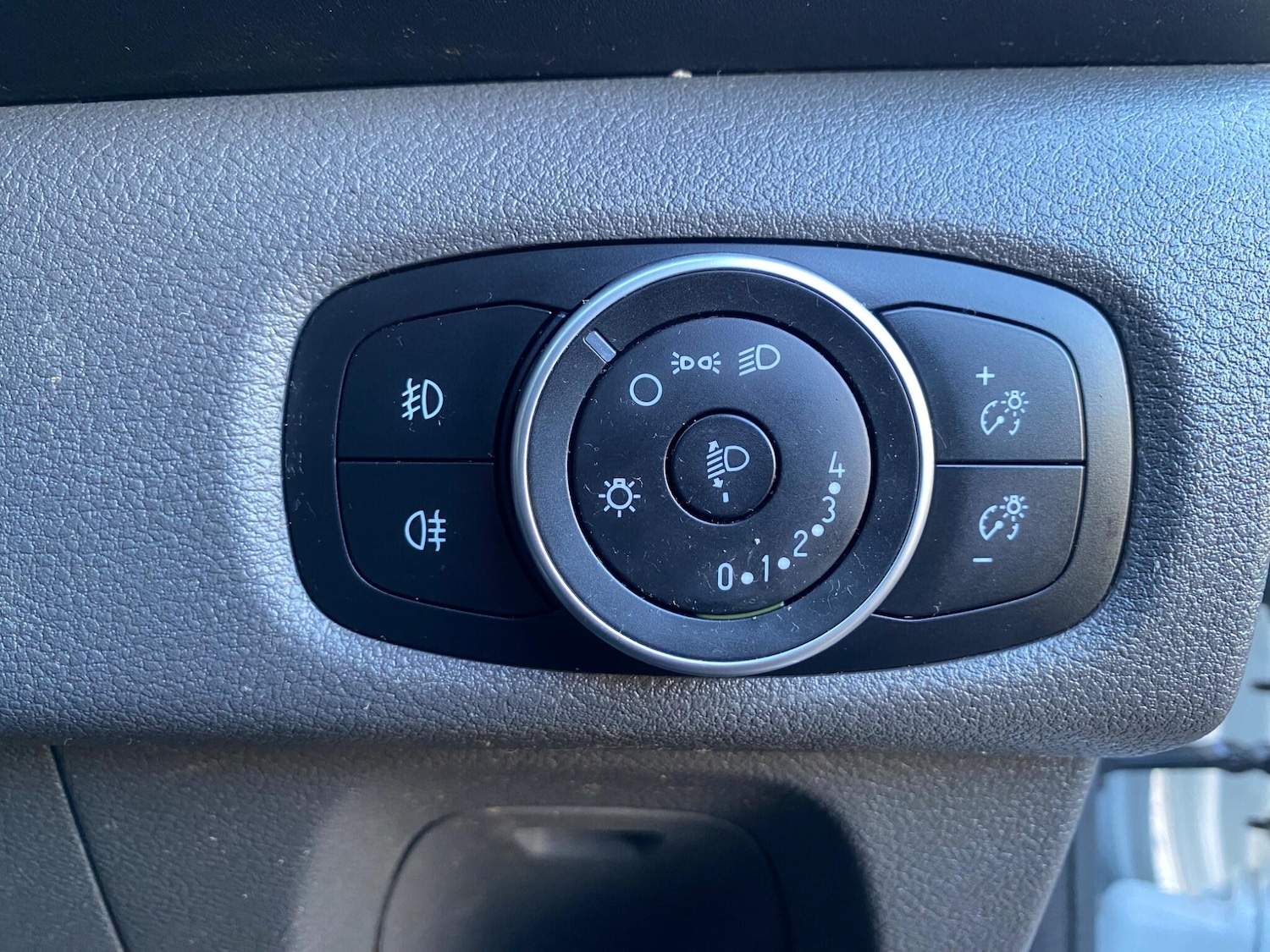 Used Ford Transit Custom 2020 for sale - 77440620: Photo 37