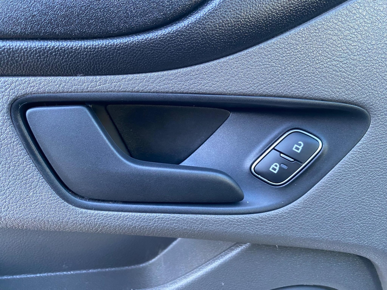 Used Ford Transit Custom 2020 for sale - 77440620: Photo 43