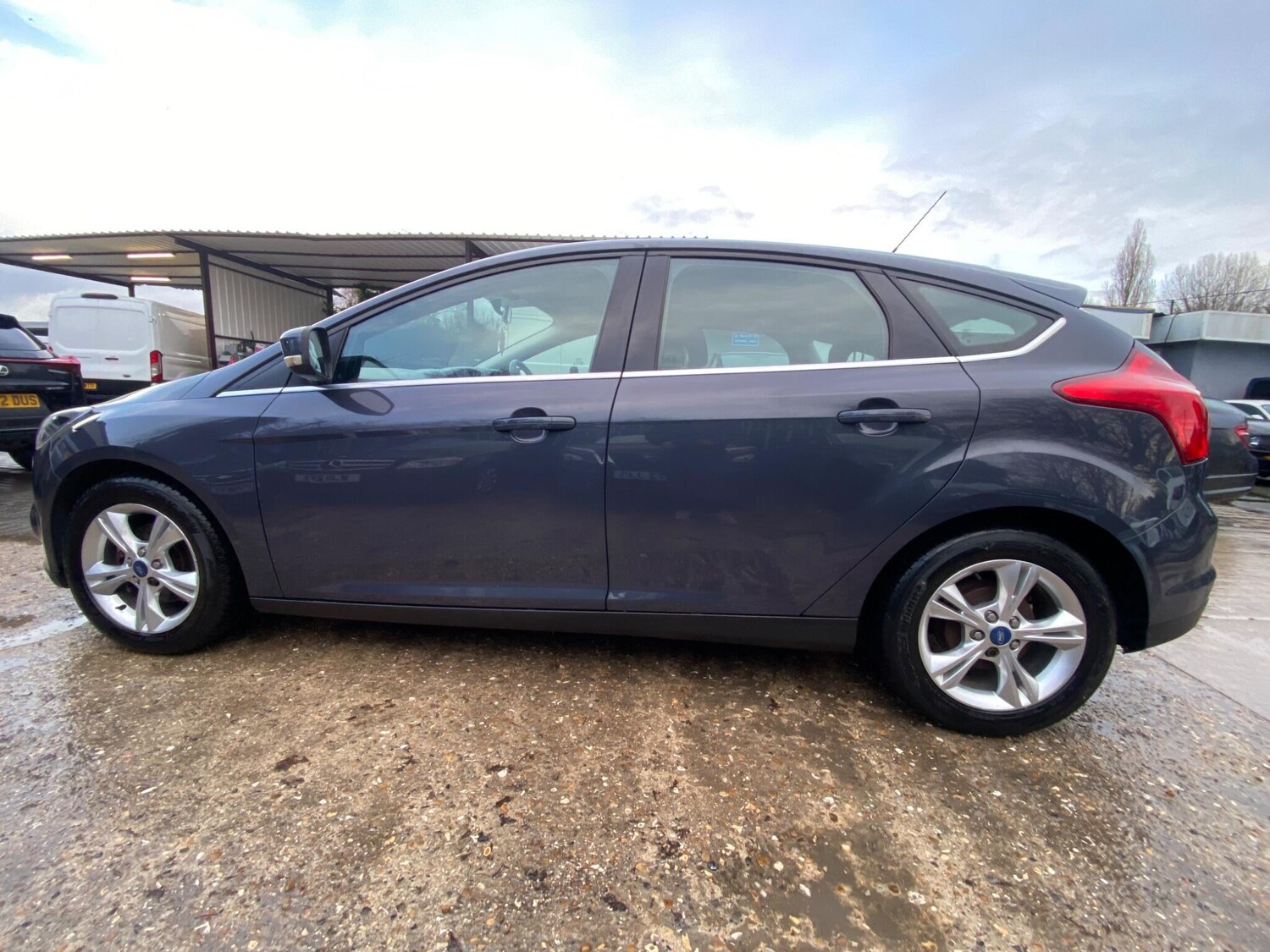 Used Ford Focus 2012 for sale - 77387434: Photo 11